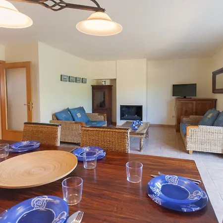 Apartment 104690 House In